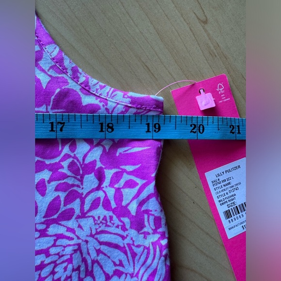 Women Lilly Pulitzer Summer dress. Size Large. - Picture 6 of 6